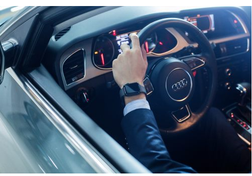 开车，紧张与刺激就是生活